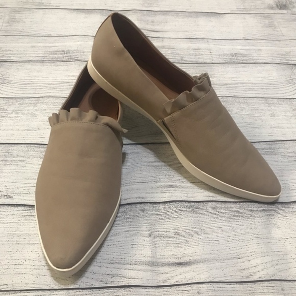 Gentle Souls Avery Slip-On Sneakers Mushro…